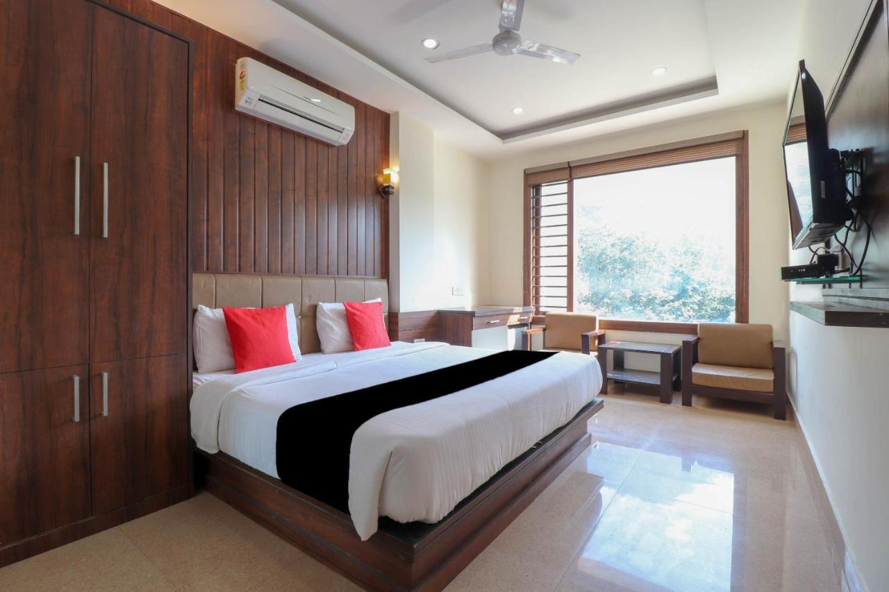 Capital O 76444 Hotel Hill-Top Inn Narendra Nagar Extérieur photo
