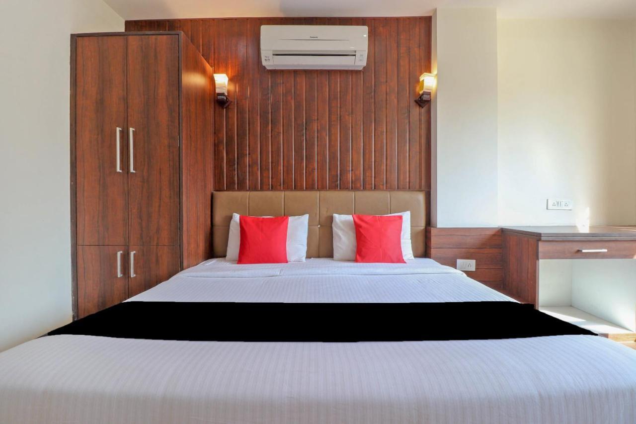 Capital O 76444 Hotel Hill-Top Inn Narendra Nagar Extérieur photo