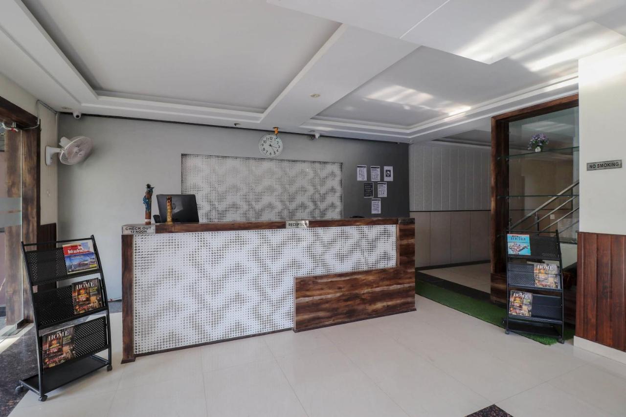 Capital O 76444 Hotel Hill-Top Inn Narendra Nagar Extérieur photo