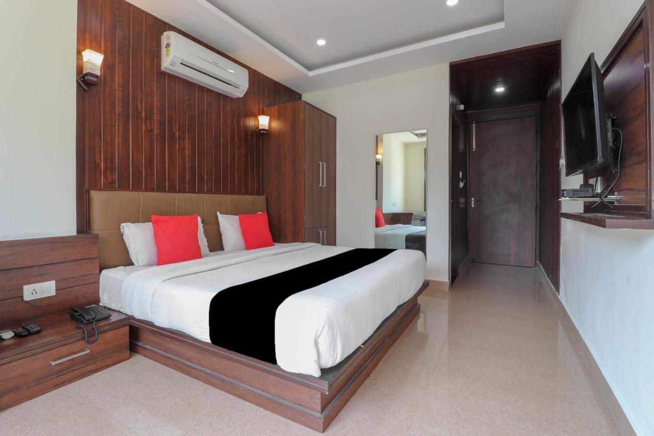 Capital O 76444 Hotel Hill-Top Inn Narendra Nagar Extérieur photo